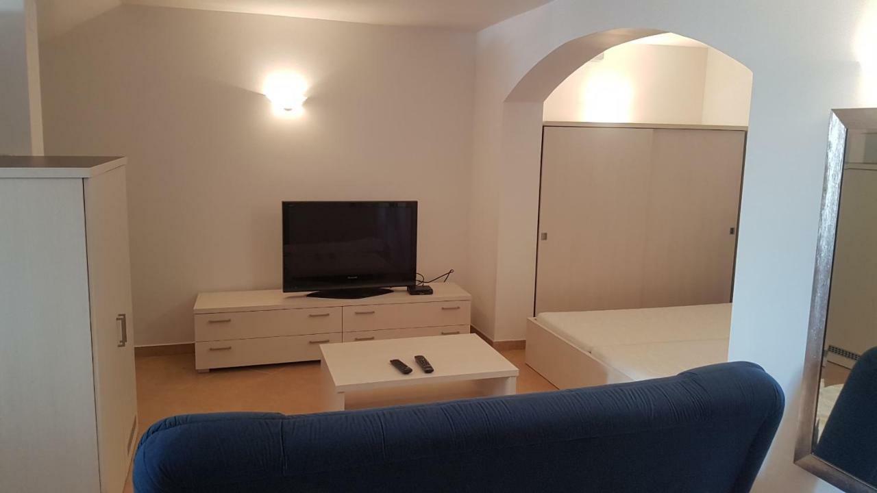 Apartment Katarina Crveni Vrh Exteriér fotografie